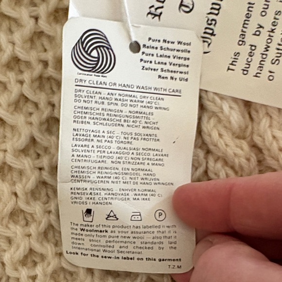 Child’s Cozy Cable Knit Wool Sweater- Vintage Handmade - Picture 4 of 12